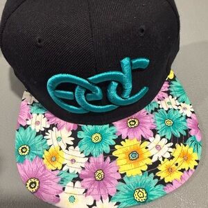 Floral Brim Black Cap